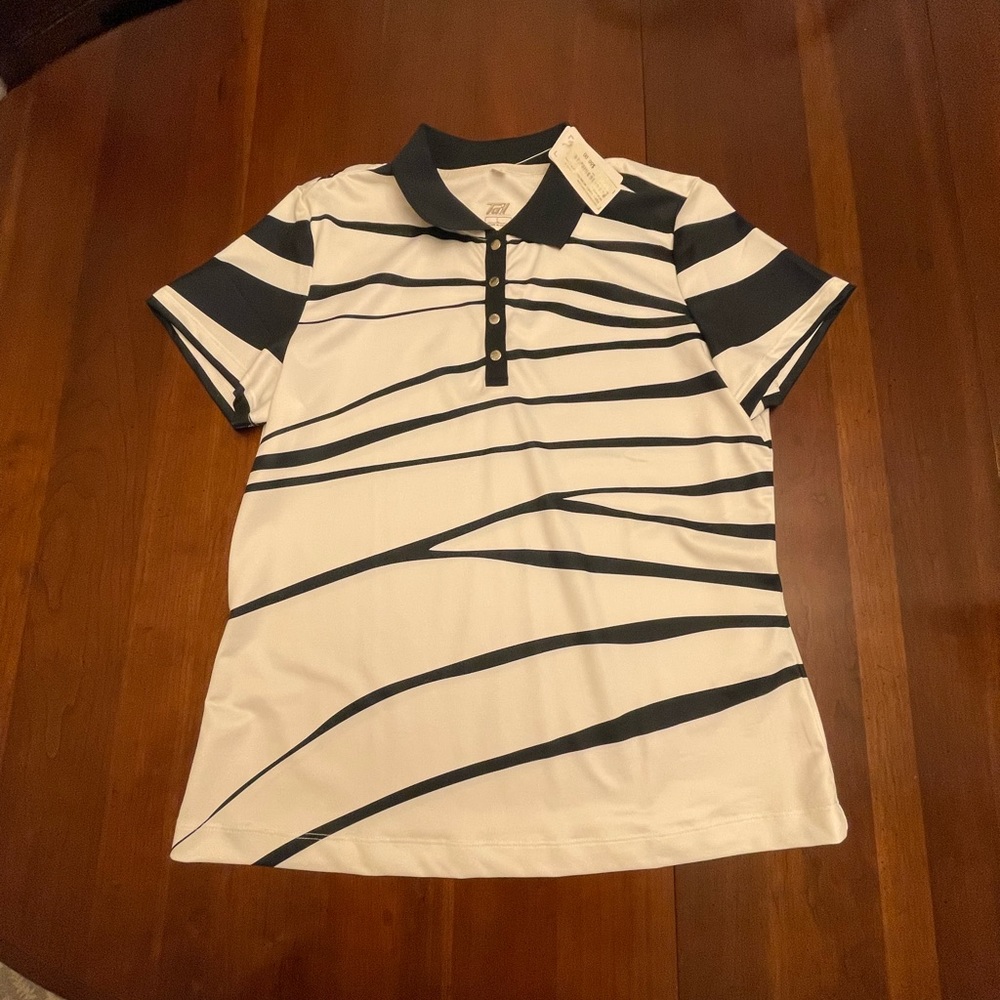 Tail shirt for golf